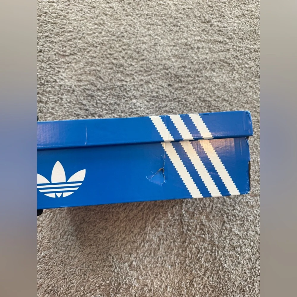 Adidas Women’s Samba OG Black Legend Earth Gum, Sz 10.5 - Picture 9 of 11